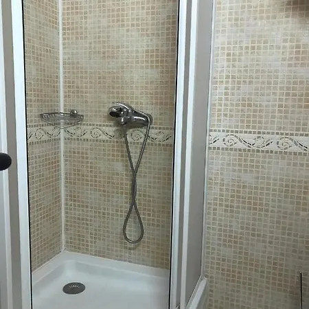 Plaza מלון דירות *
