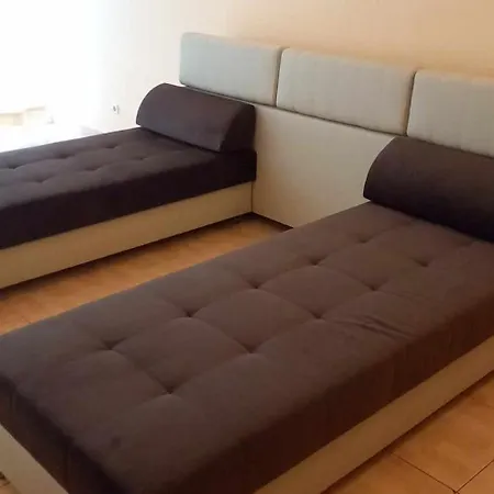 מלון דירות Plaza סאני ביץ'